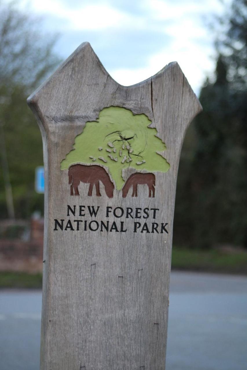 New Forest 2 Bedroom Guest & Hot Tub *