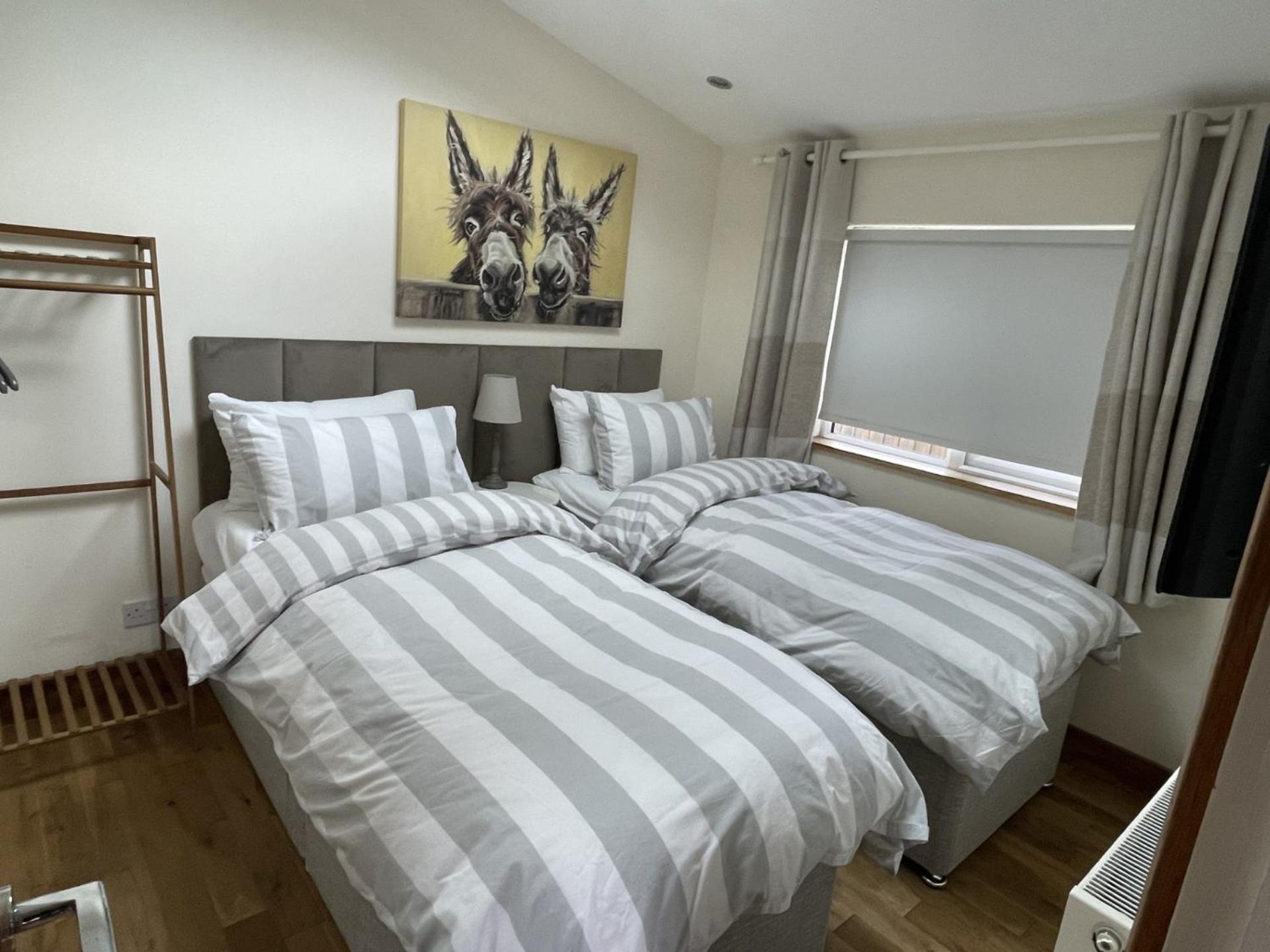 New Forest 2 Bedroom Guest & Hot Tub Деревянный коттедж